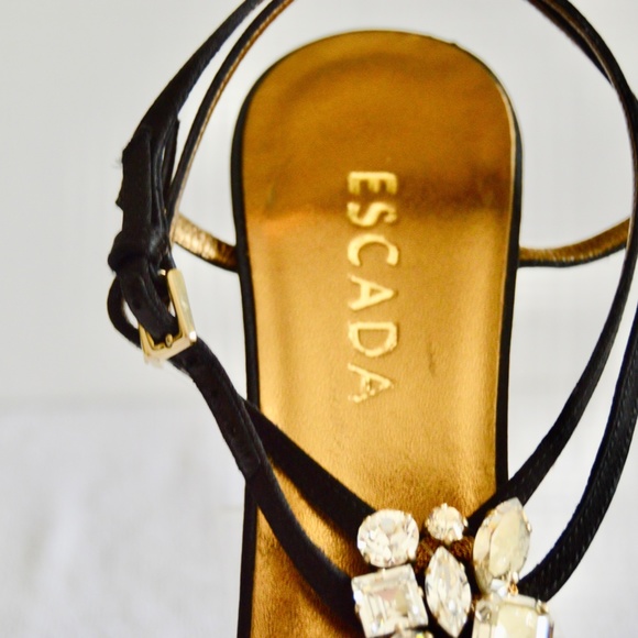 🏷️ NWT  Escada Swarovski Crystal Embellished Heels - Picture 6 of 14